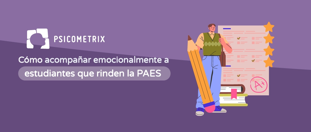 Docente acompañando emocionalmente a estudiante que se prepara para rendir la PAES